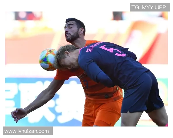 足球明星携手推出限量版手机引领时尚潮流与科技创新的完美结合